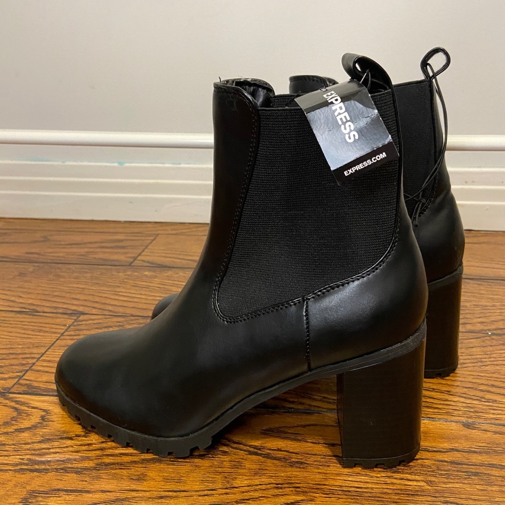 Express Chunky Heel Boots